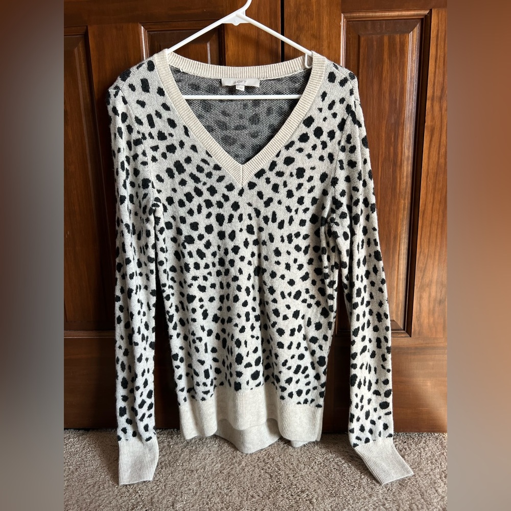 LOFT Sweater size Medium